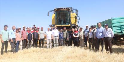 İlk arpa hasadına protokol katıldı