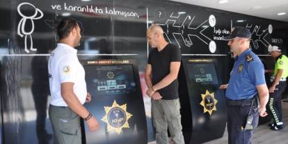 Akşehir'de narkotik tırında vatandaşlar bilgilendirildi