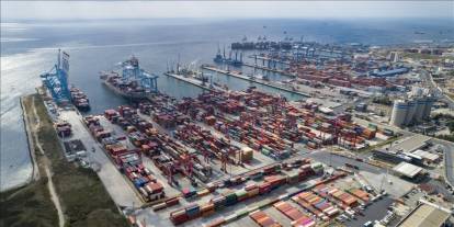 Türkiye komşularına 13 milyar dolar ihracat yaptı