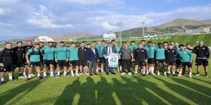 Erzurum Valisi Çiftçi’den Konyaspor’a ziyaret