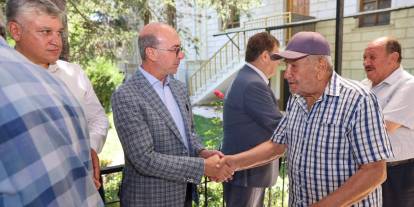 Pekyatırmacı vatandaşlarla bir araya geldi