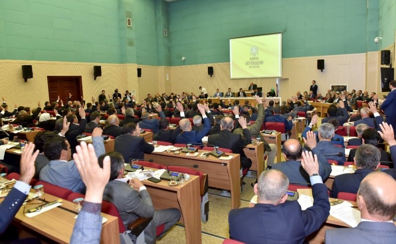 Konya Büyükşehir Belediyesi Meclisi yeni dönemin ilk toplantısını yaptı