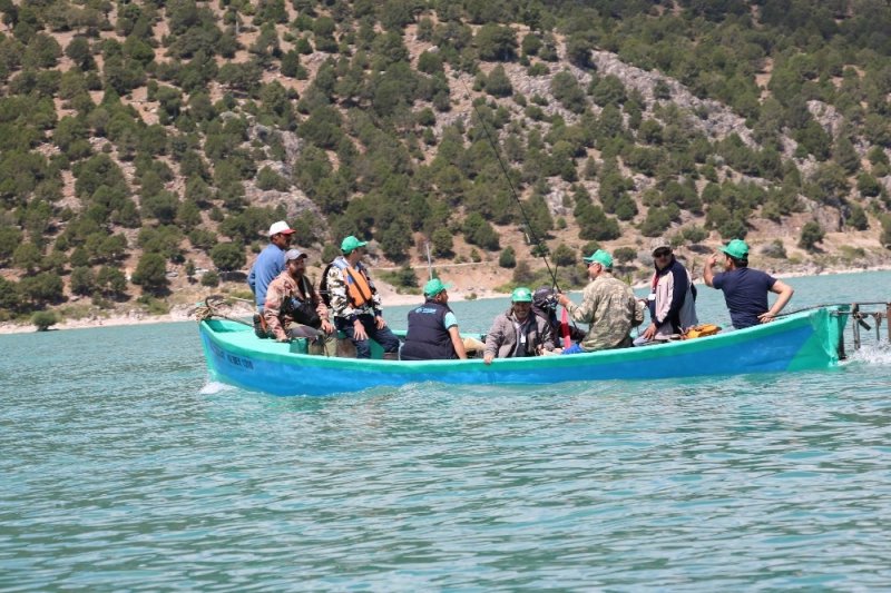 Beyşehir Gölü’nde “Sudak Balığı” yakalama yarışması