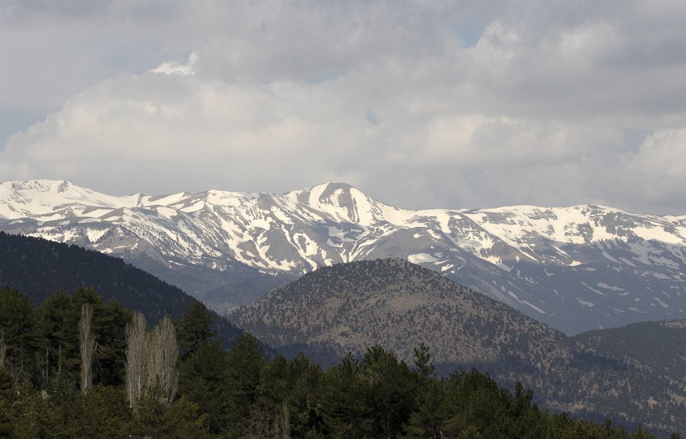 1600px-taurus-mountains-toros-daglari-saimbeyli-01.jpg