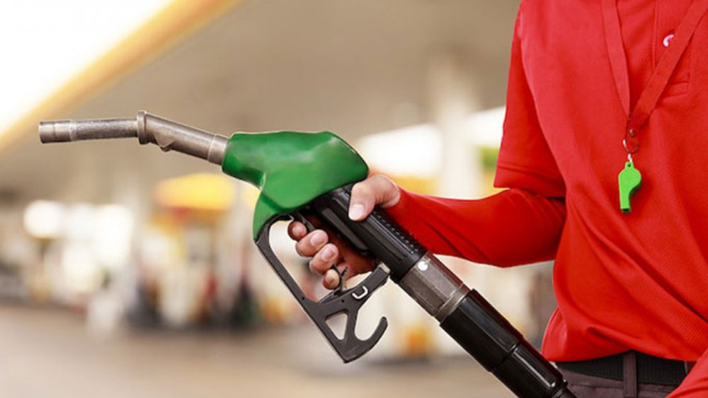 brent-petrol-dustu-akaryakita-indirim-gorundu-iste-guncel-benzin-ve-motorin-fiyatlari-2310.jpg