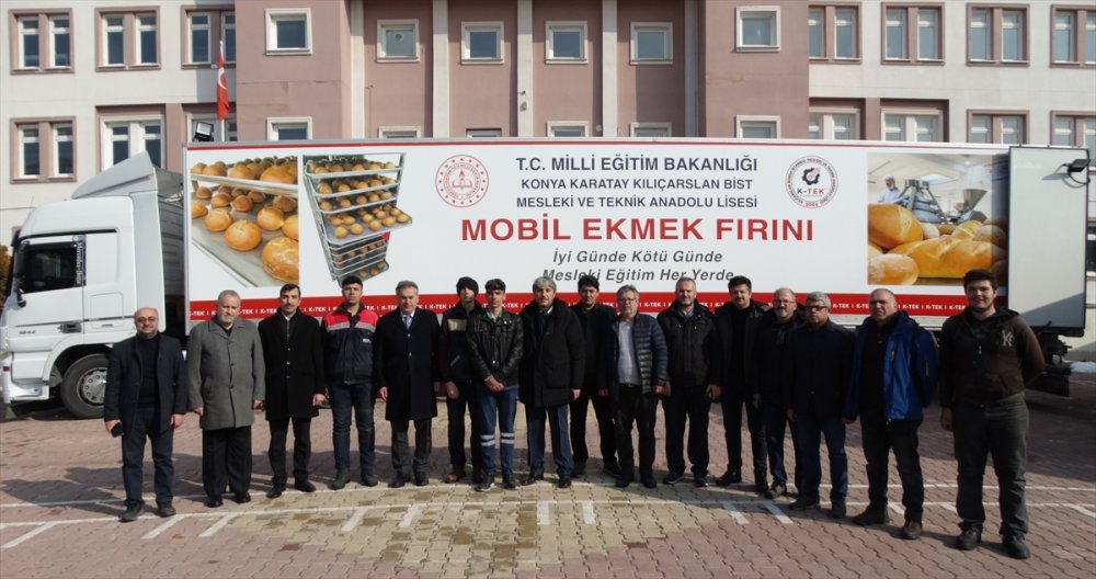 aa-20230213-30295113-30295110-meslek-liselilerin-yaptigi-mobil-ekmek-firini-hataya-gonderildi.jpg