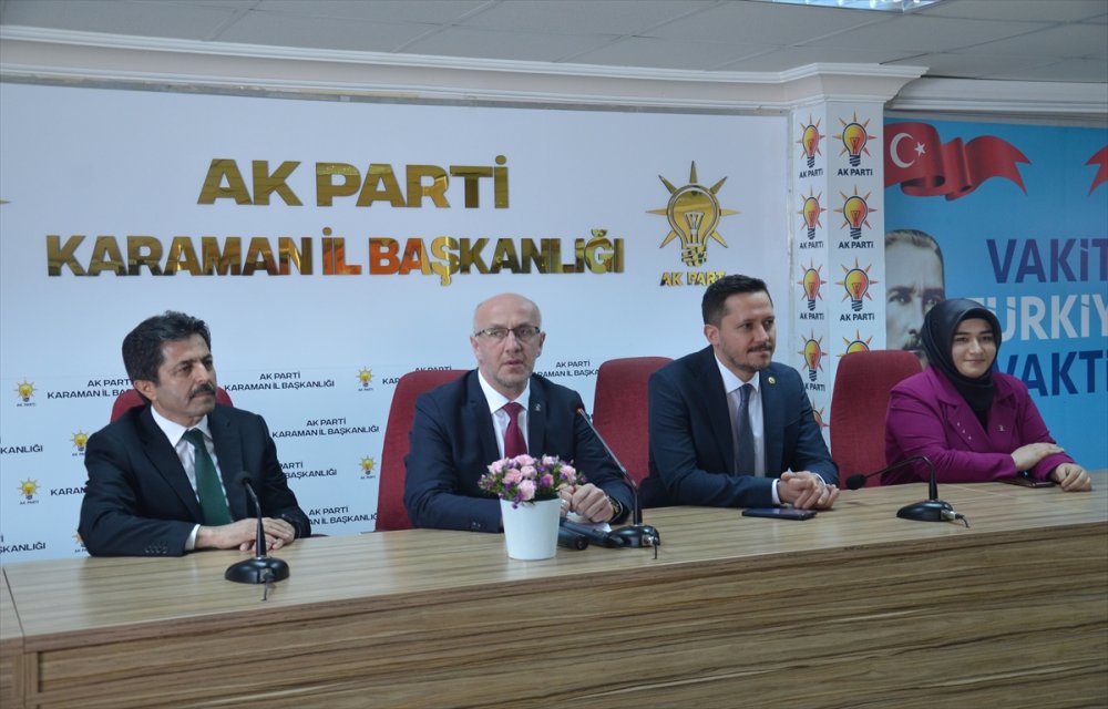 aa-20230411-30818023-30818017-ak-parti-karamanda-milletvekili-adaylarini-tanitti.jpg