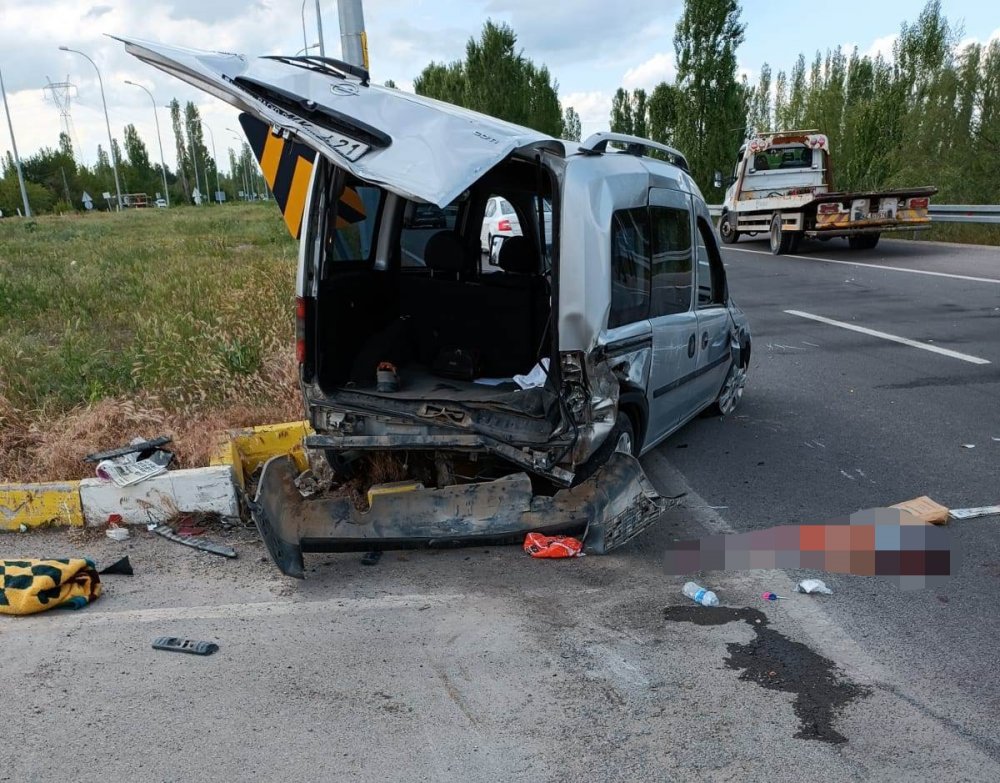aa-20230521-31199763-31199762-konyadaki-trafik-kazasinda-1-kisi-hayatini-kaybetti.jpg