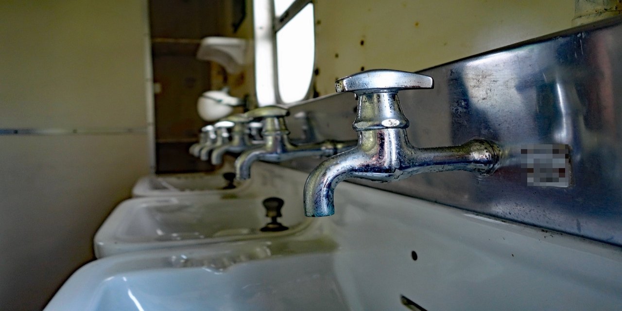 faucet-3321716-1280.jpg