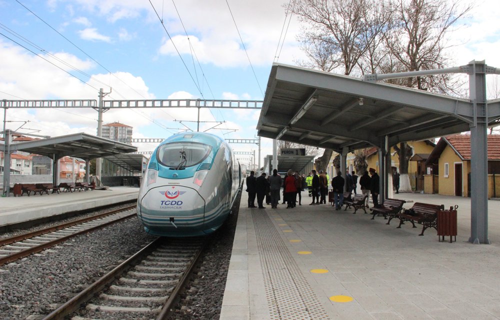 yht-1.jpg