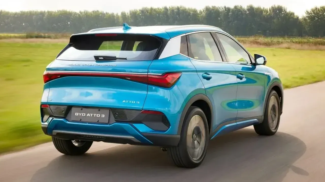 byd-turkiyede-yeni-otomobillerinin-fiyatlarini-acikladi-byd-fiyat-listesi.webp