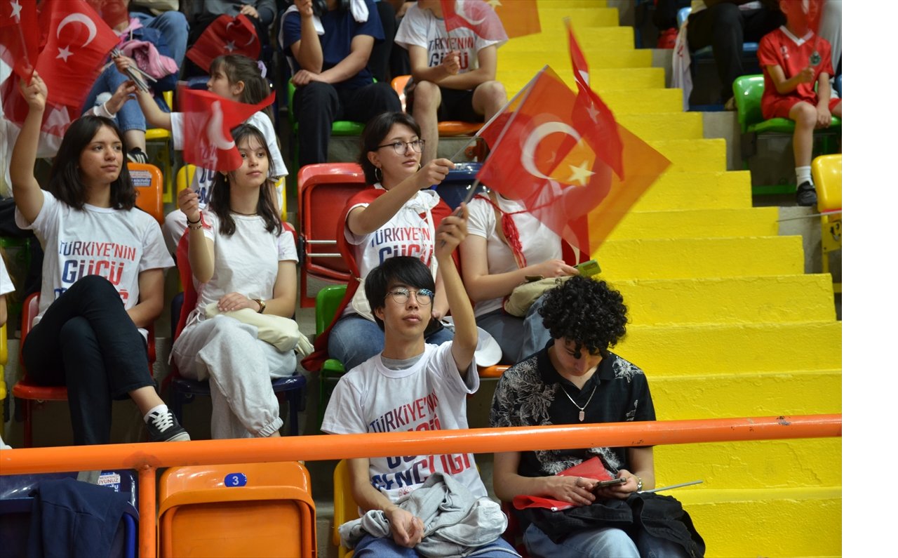 aa-20250519-38008101-38008097-konyada-19-mayis-ataturku-anma-genclik-ve-spor-bayrami-kutlaniyor.jpg