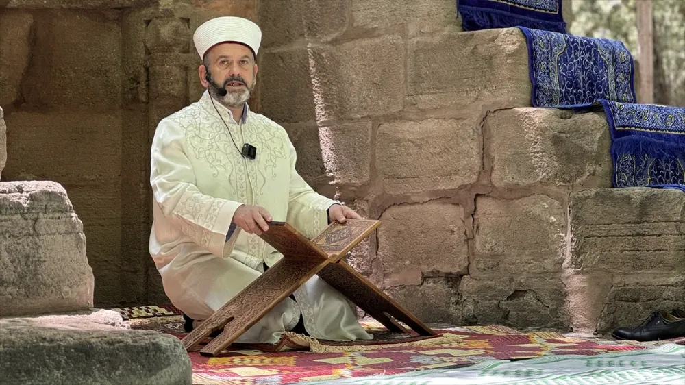 aa-20250523-38055523-38055518-konyada-tarihi-namazgahta-yagmur-duasi-yapildi.webp