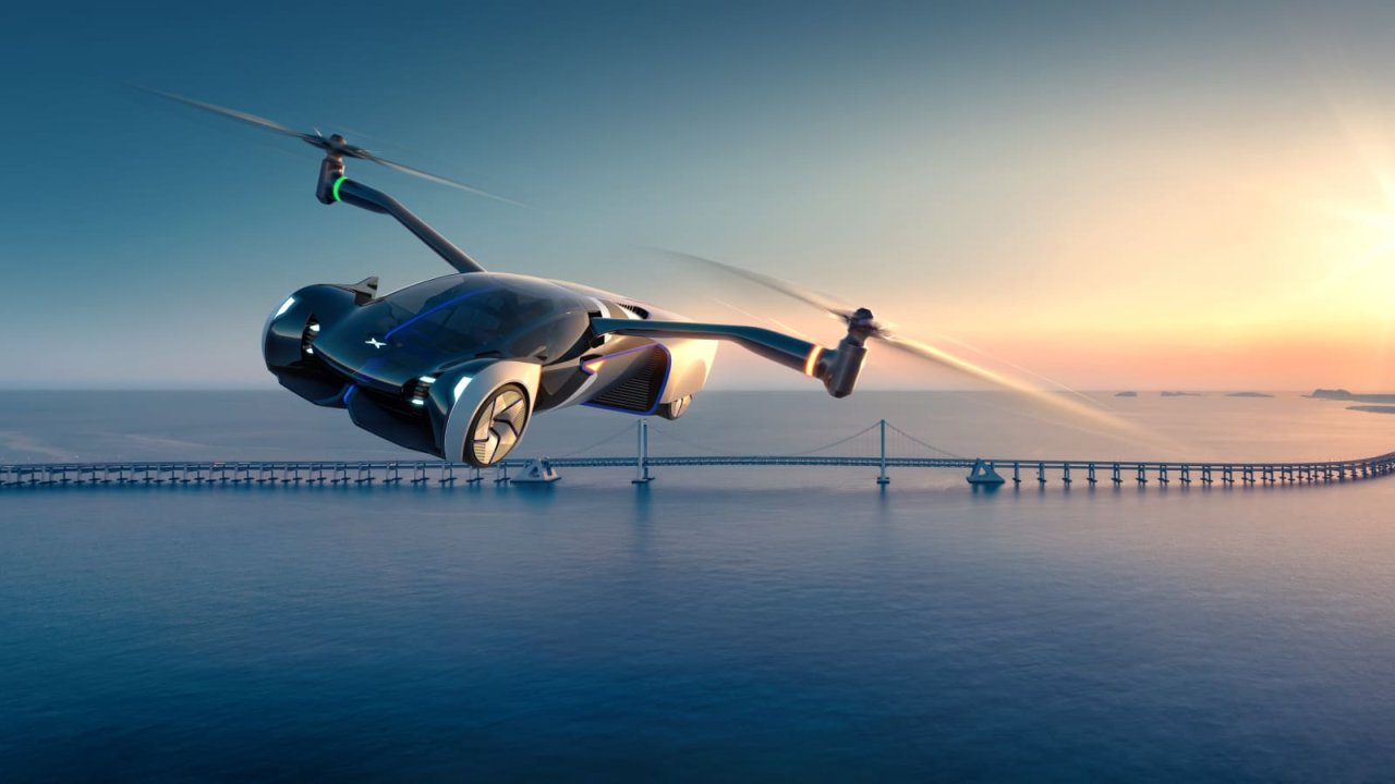 106964911-1635070875003-xpeng-flying-car.jpg