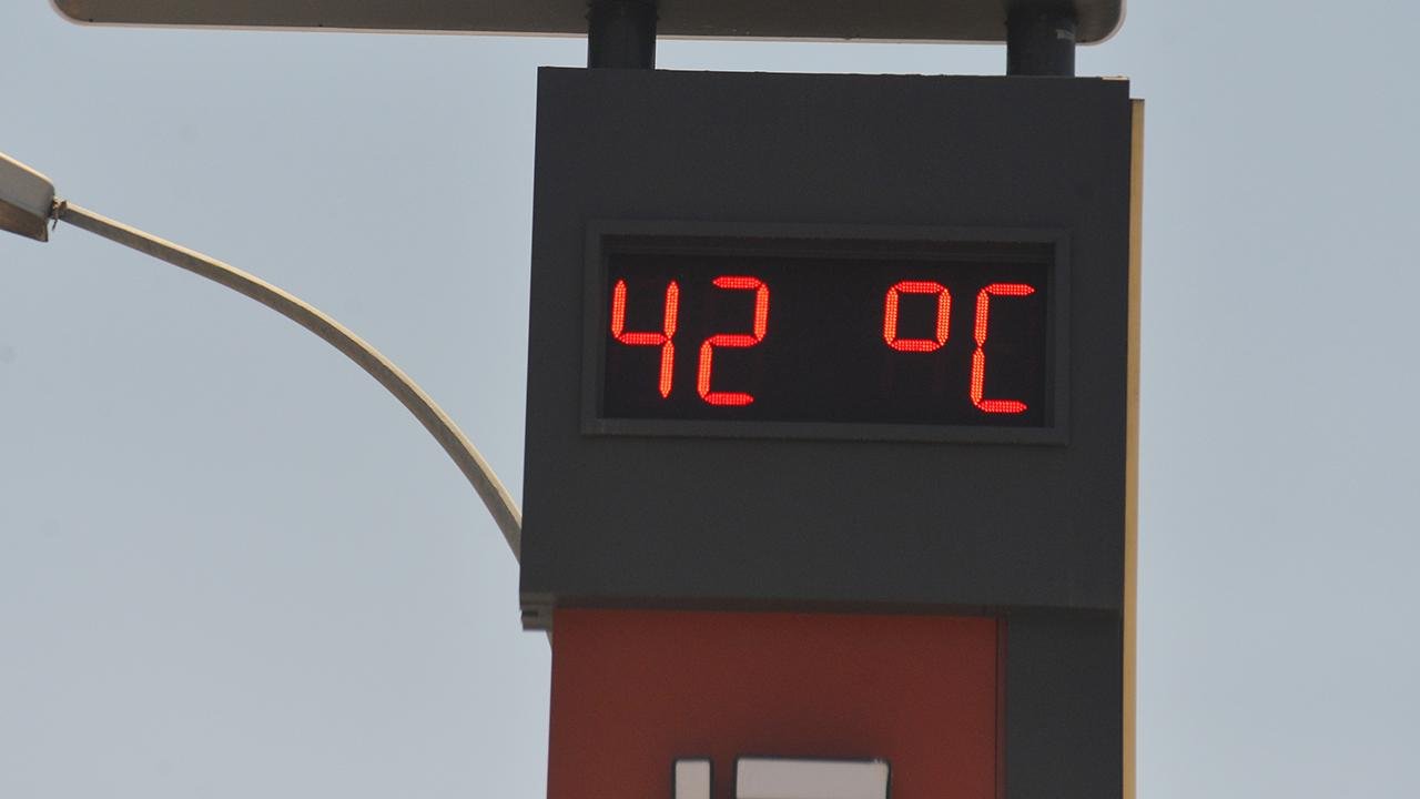 adana-42-derece-dha-1883179.jpg