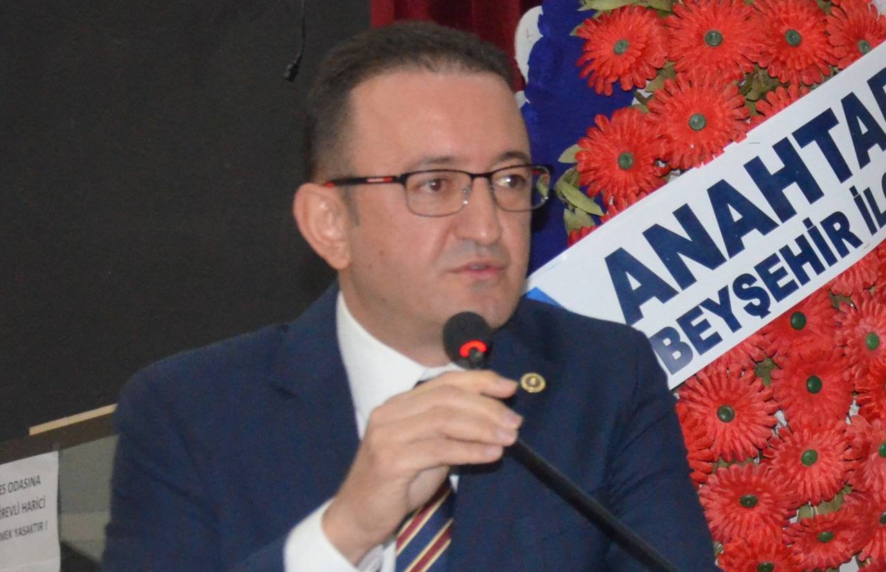 chp-konya-milletvekili-baris-bektas-konusurken.jpg