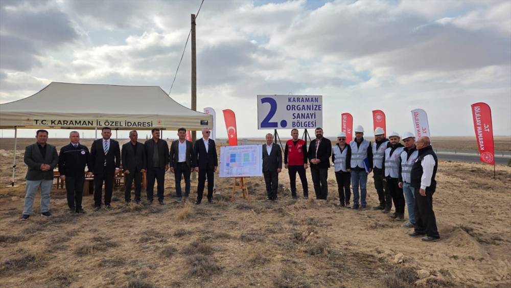 aa-20251114-39707680-39707679-karaman-2-organize-sanayi-bolgesi-altyapi-yer-teslim-sozlesmesi-imza-toreni-duzenlendi.jpg