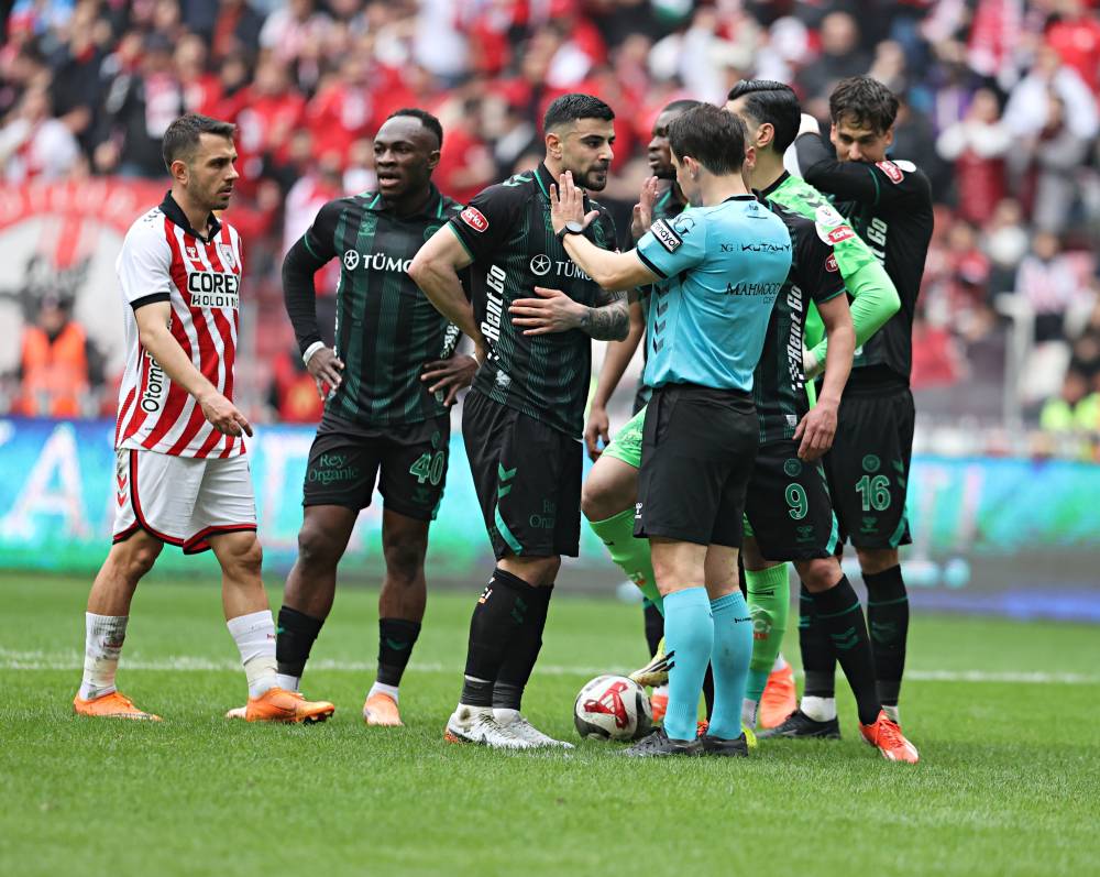 aa-20260405-41021944-41021924-samsunspor-tumosan-konyaspor.jpg