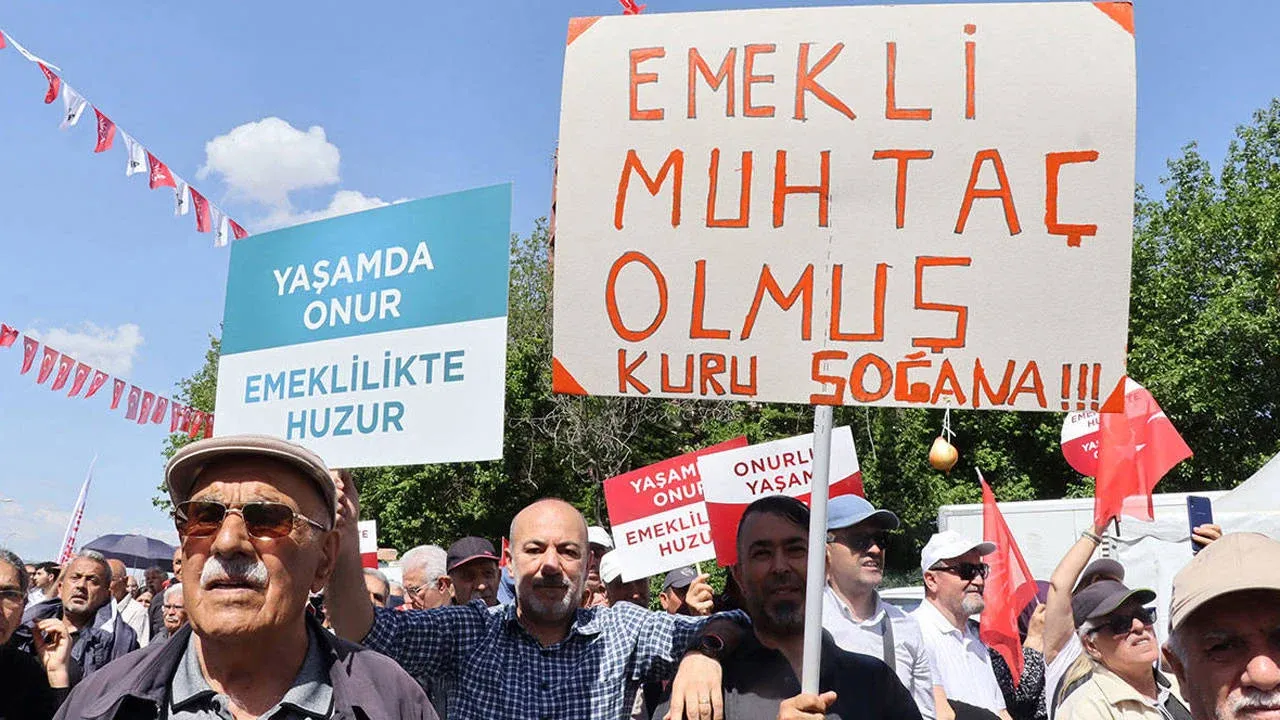 emekliler-markete-bile-gidemez-hale-getirildi.webp