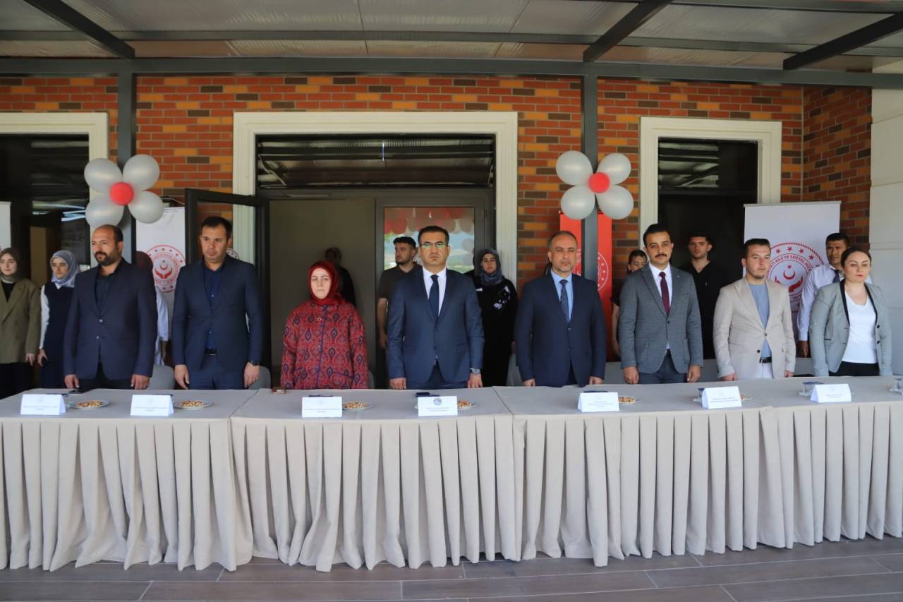 aa-20260610-41634079-41634076-konyada-bilginin-yasi-yok-yarismasi-duzenlendi.jpg