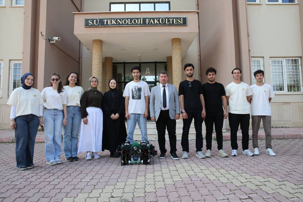 aa-20260616-41687168-41687162-universite-ogrencilerinin-gelistirdigi-su-alti-araci-cinde-duzenlenen-uluslararasi-yarismada-birinci-oldu.jpg