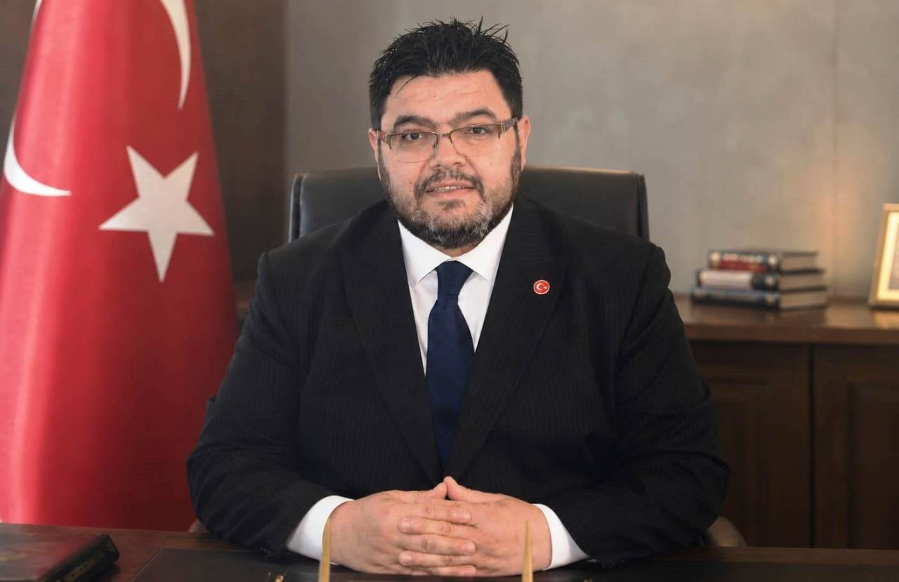 ali-erdal-fotolari-1.jpg