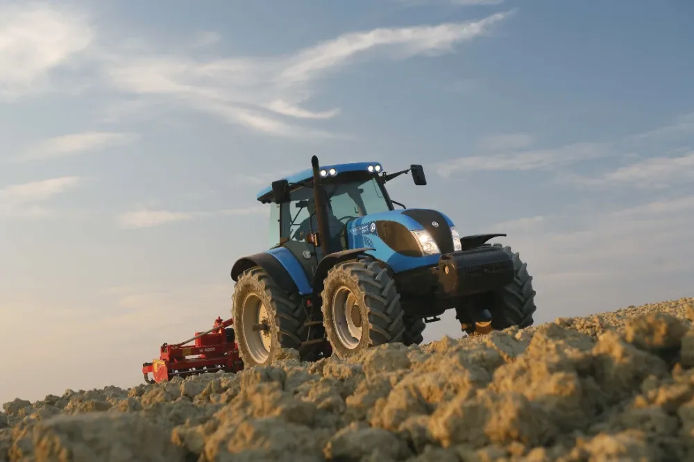 traktor-3.webp