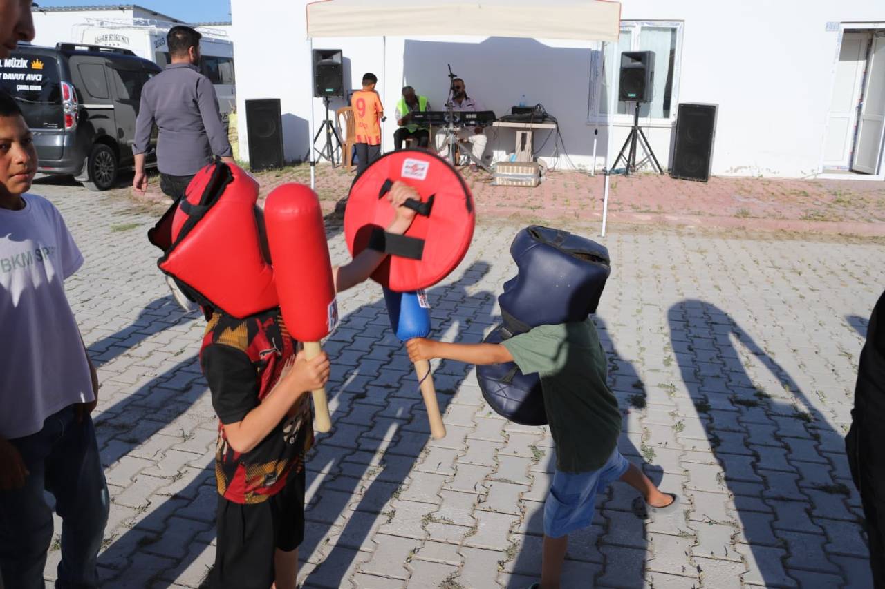 aa-20260721-42033895-42033892-konya-aile-ve-sosyal-hizmetler-il-mudurlugunce-mevsimlik-tarim-iscilerine-yonelik-program-duzenlendi.jpg
