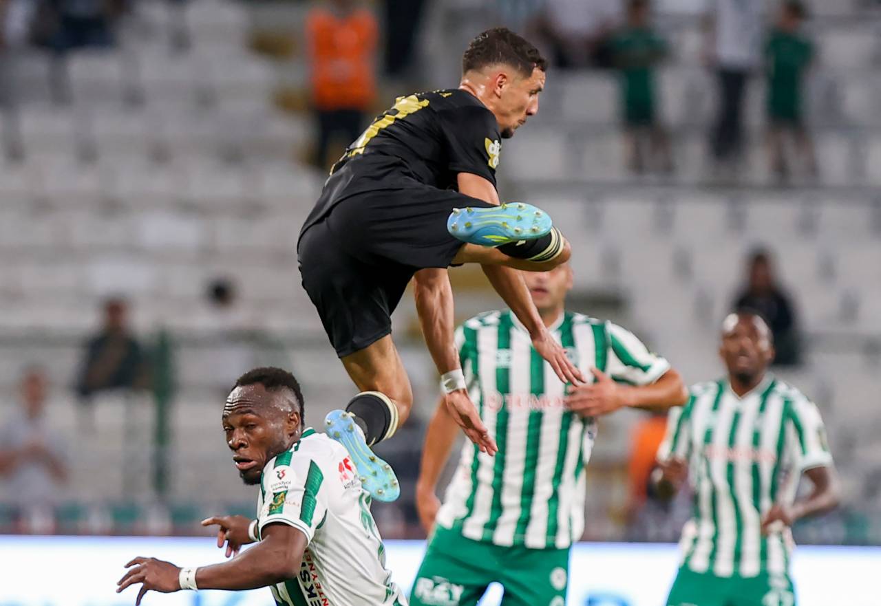 aa-20260815-42223989-42223983-tumosan-konyaspor-caykur-rizespor.jpg