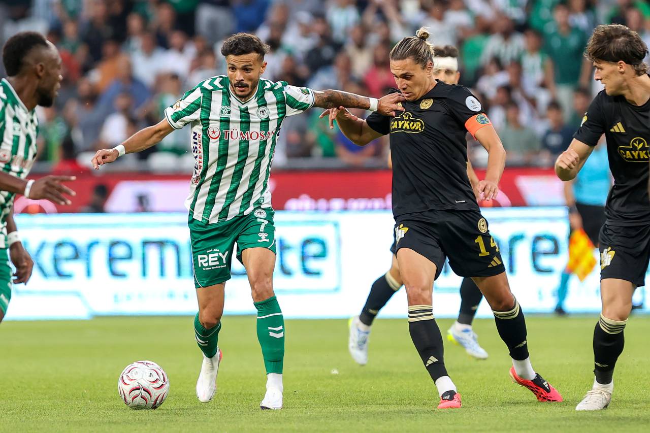 aa-20260815-42223989-42223986-tumosan-konyaspor-caykur-rizespor.jpg