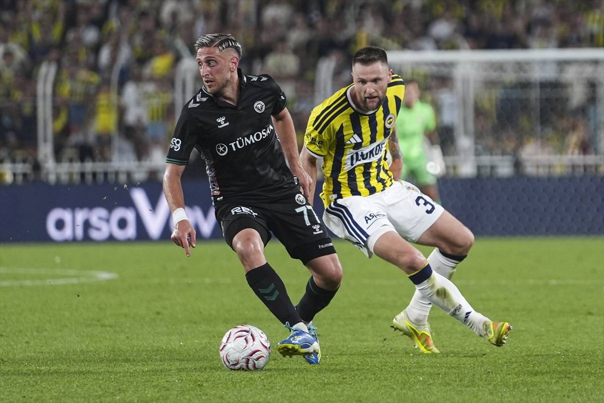 aa-20260822-42281904-42281896-fenerbahce-tumosan-konyaspor.jpg