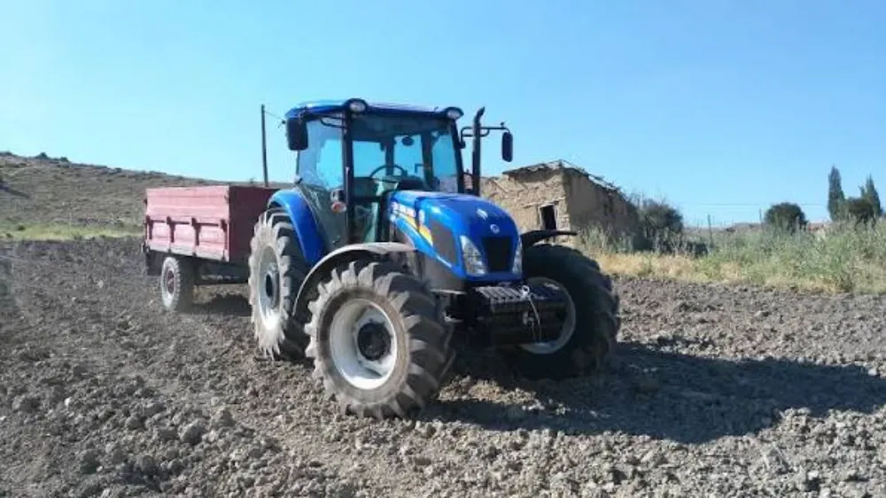 traktor.webp