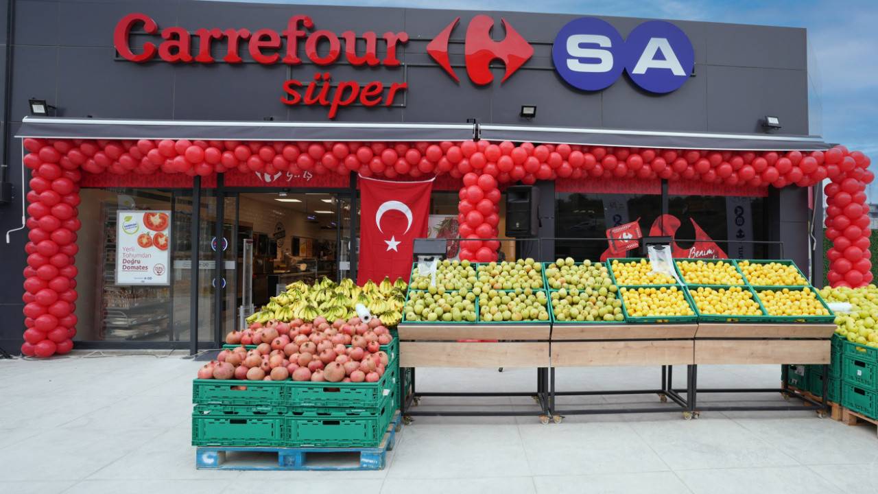 carrefoursa-1000-magaza-hedefine-ulasti-wxxd.jpg