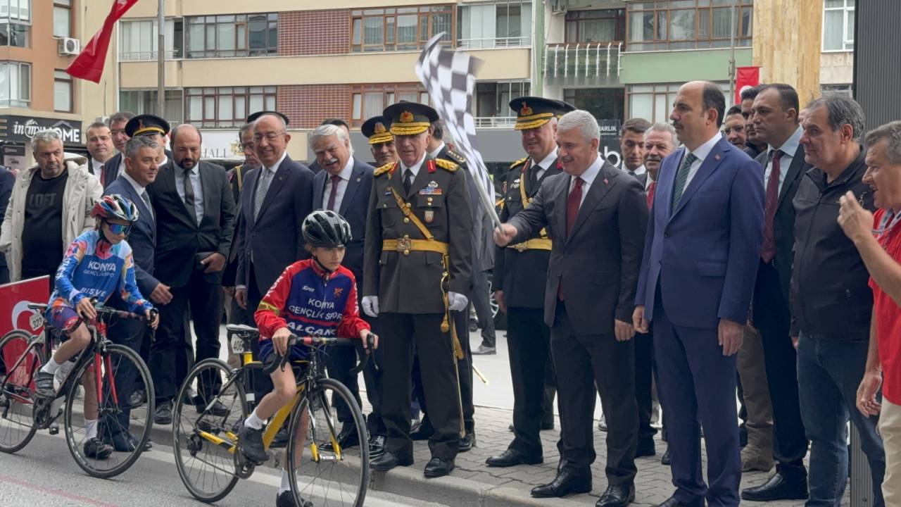 aa-20260830-42340653-42340652-konya-ve-cevre-illerde-30-agustos-zafer-bayrami-kutlandi.jpg