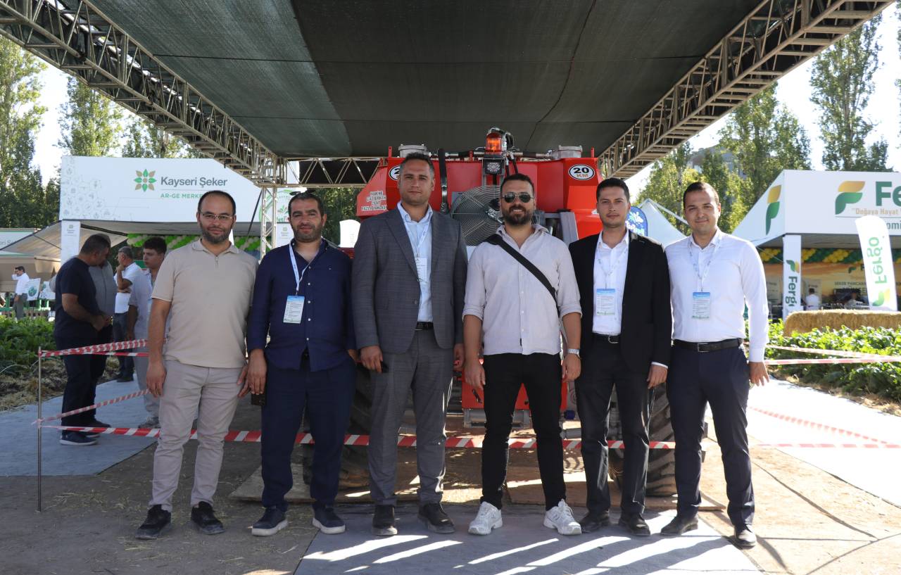 aa-20260906-42397305-42397304-tubitak-destegiyle-pancar-hasat-makinesi-urettiler.jpg