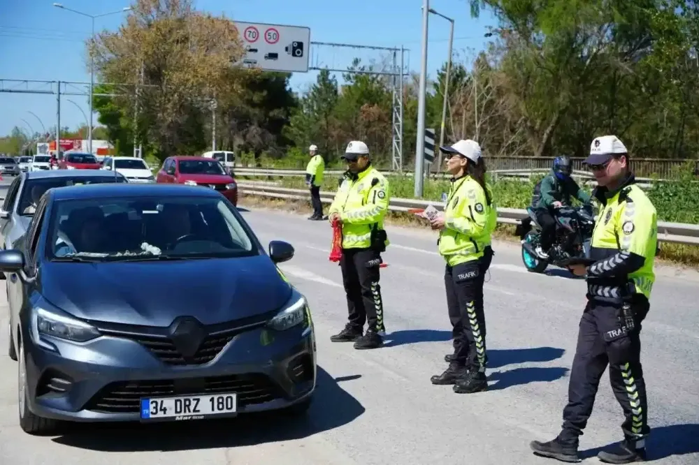 trafik-polisi-1.webp