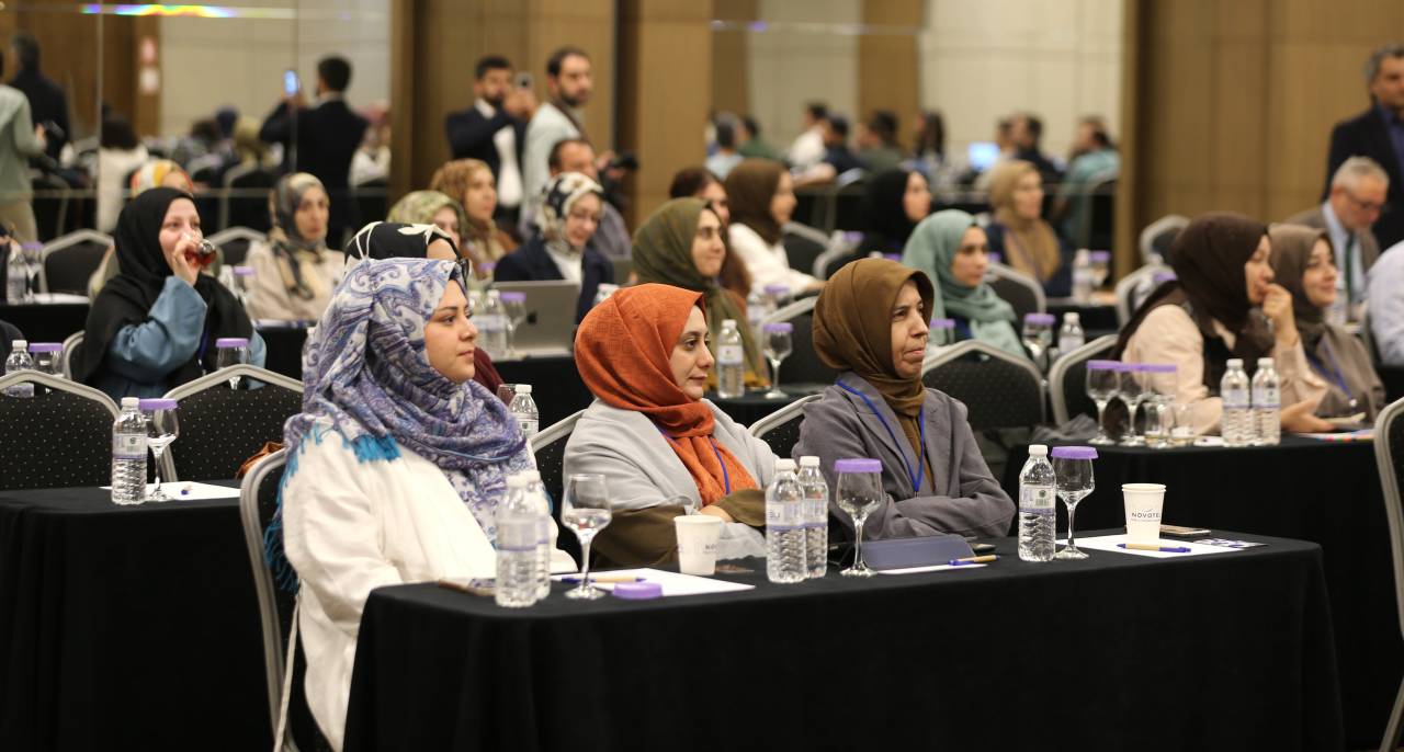 aa-20260910-42433397-42433394-yok-baskani-ozvar-klasik-dusunce-okulu-akademisyenler-kampi-2026-programinda-konustu-001.jpg