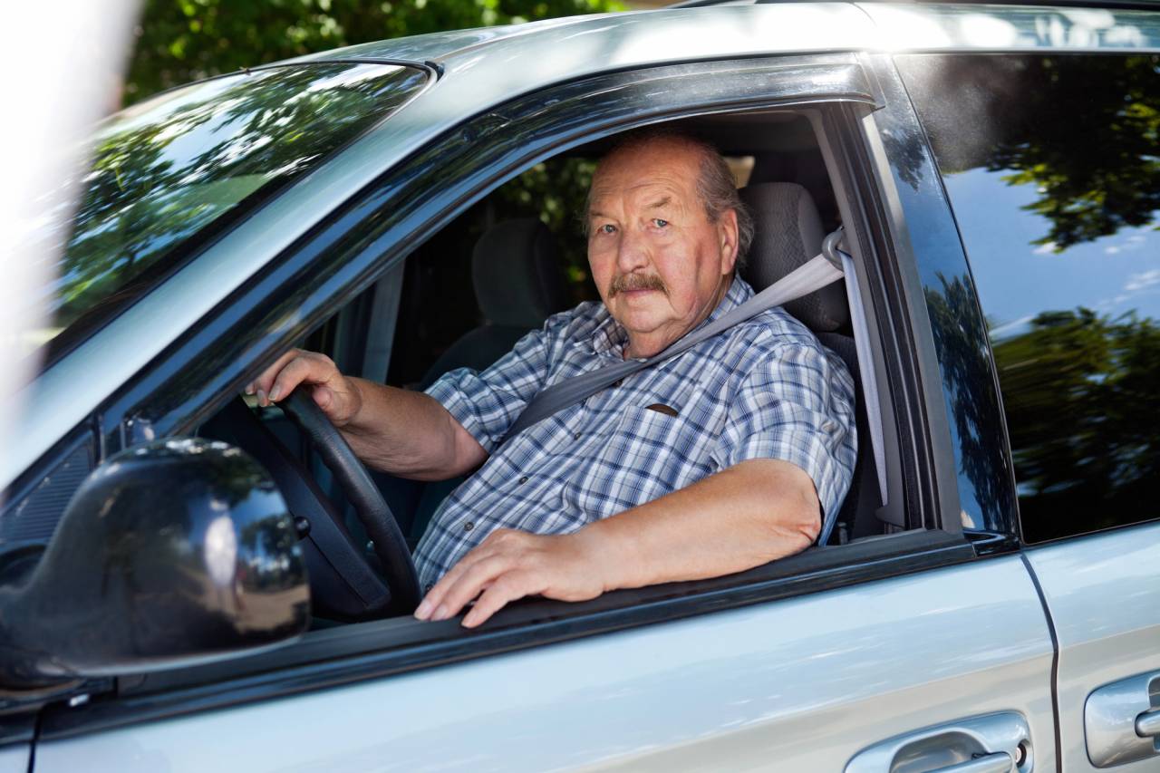 feature-theo-many-senior-citizens-whod-probably-fail-a-medical-nonetheless-stay-on-the-roads-depositphotos.jpg