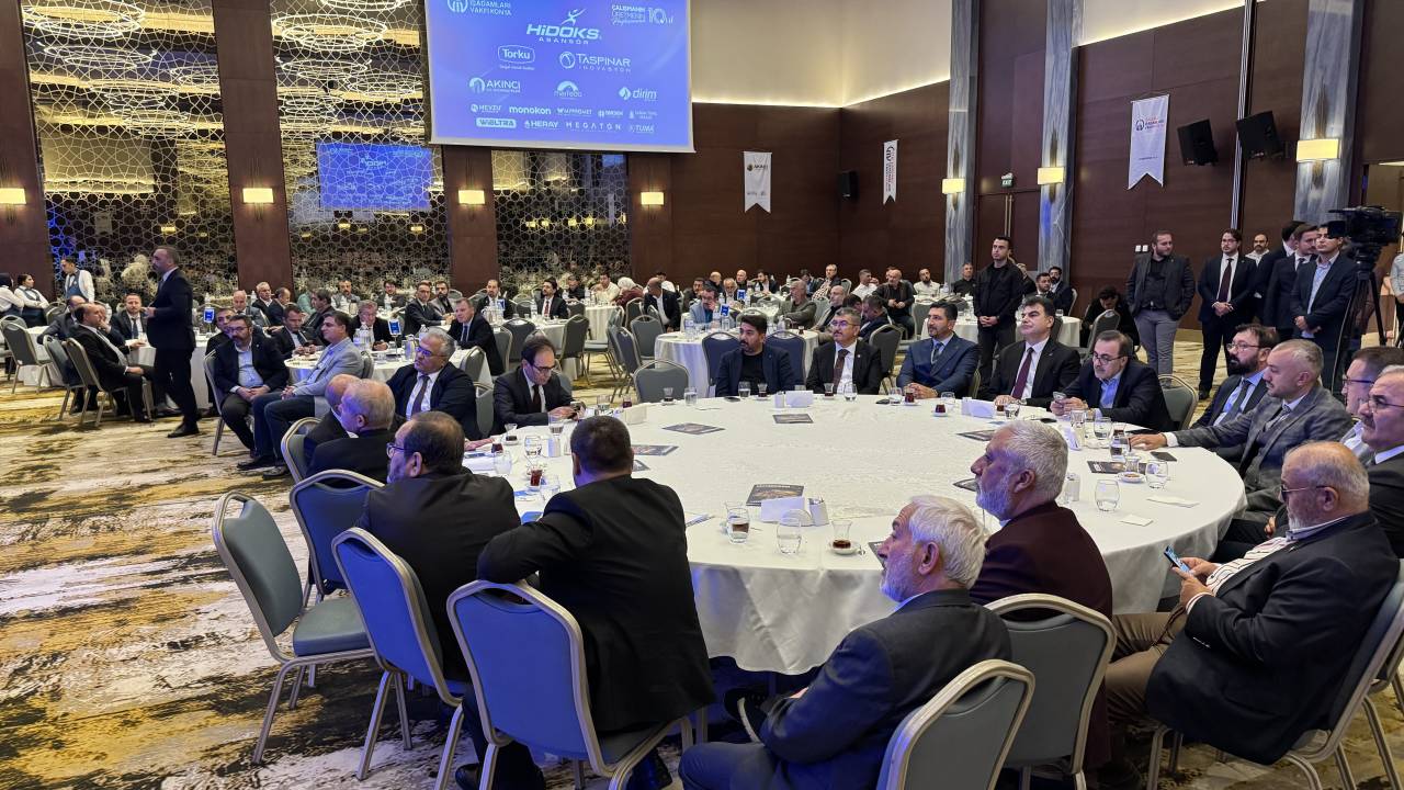 aa-20260928-42595897-42595896-bakan-yardimcilari-heybet-ve-ozcelik-konyada-konustu.jpg