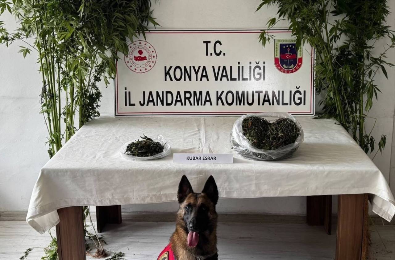 aa-20261001-42627029-42627028-konyada-gecen-ay-uyusturucu-operasyonlarinda-yakalanan-70-supheliden-10u-tutuklandi.jpg