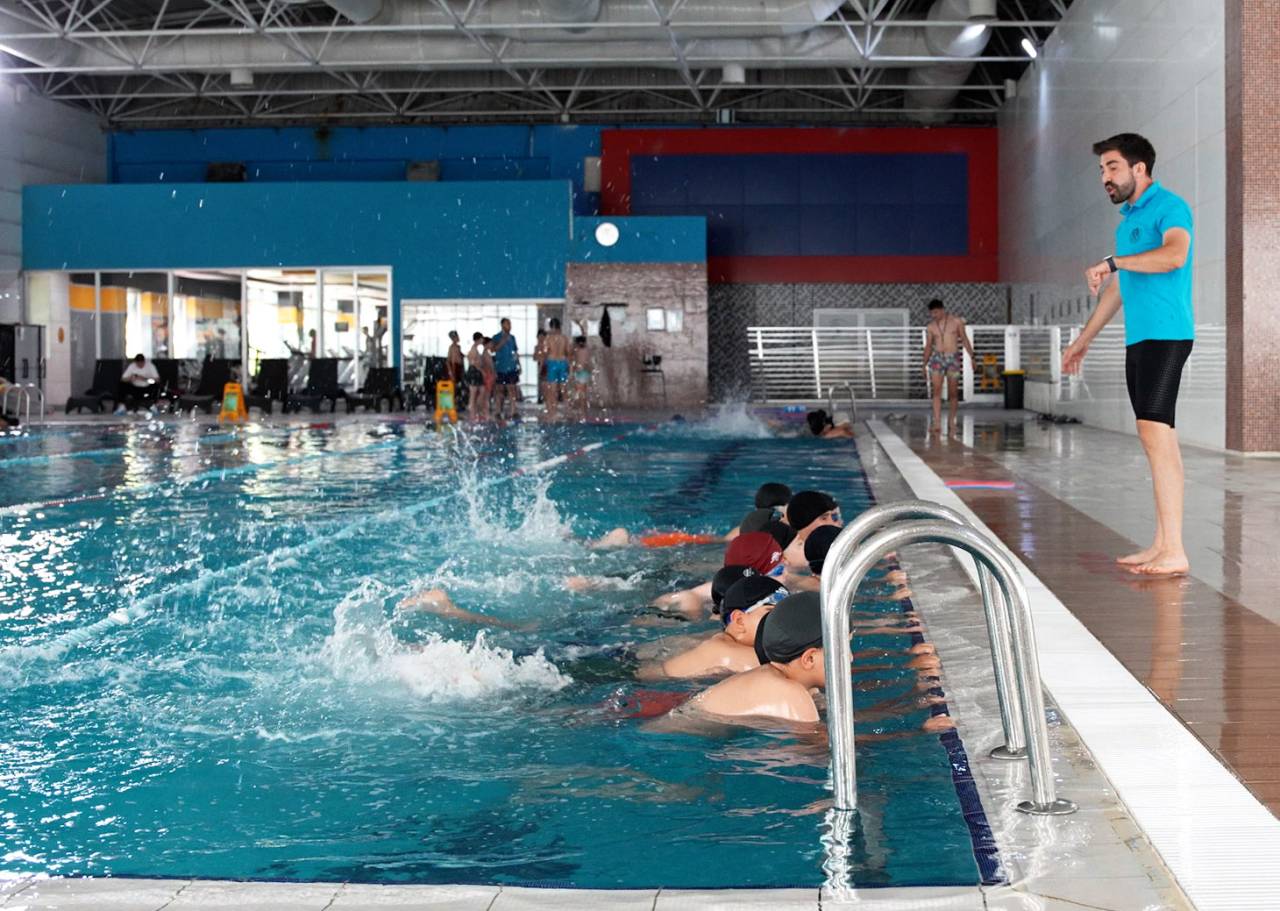 karatay-kis-spor-okulu.jpg