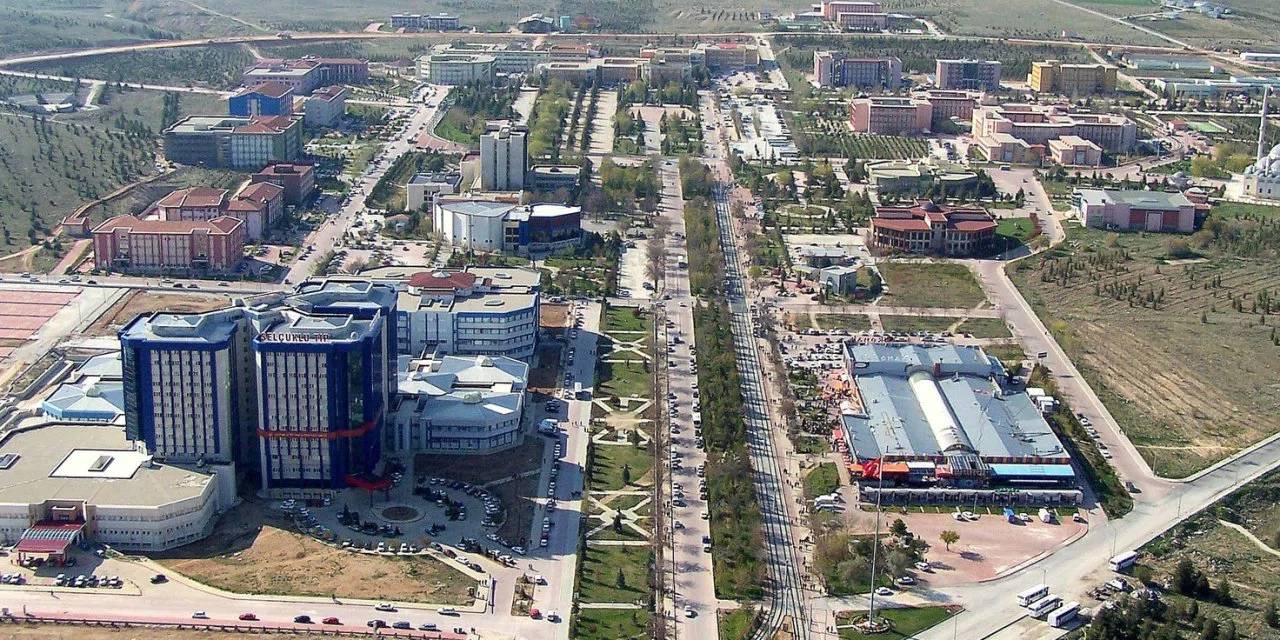 selcuk-universitesi.jpg