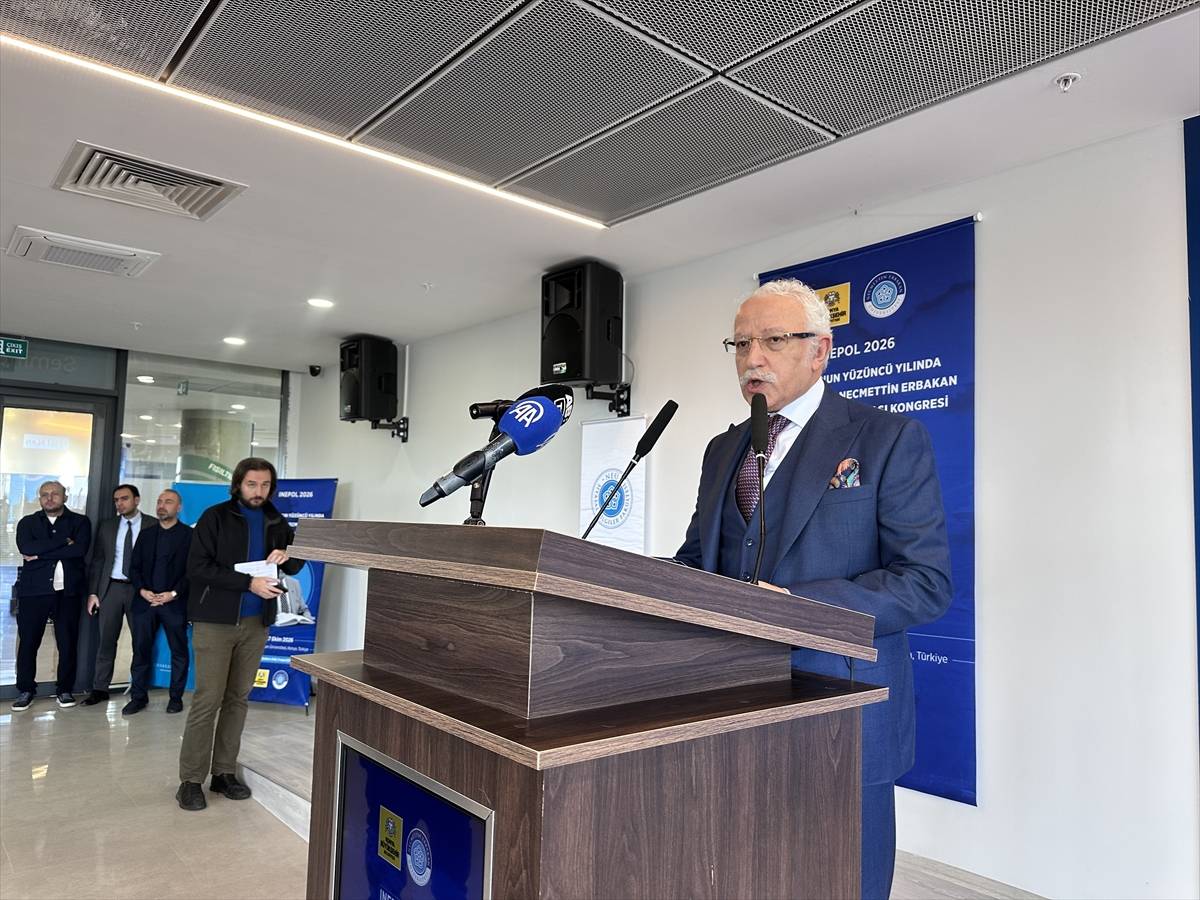 erbakan-anlatildi-1-001.jpg