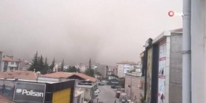 Konya'da ortaya çıkan toz bulutu korku dolu anlar yaşattı!