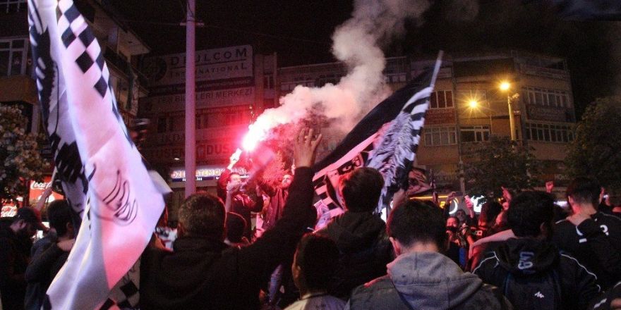 Konya'da Beşiktaş'ın Şampiyonluğu Kutlandı
